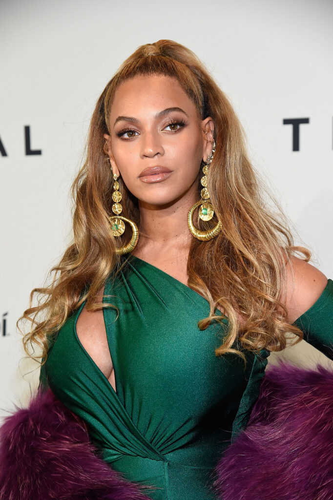 Top 10 Most Beautiful Women in the World 2024: A Celebration of Elegance and Grace. 18 Beyonce