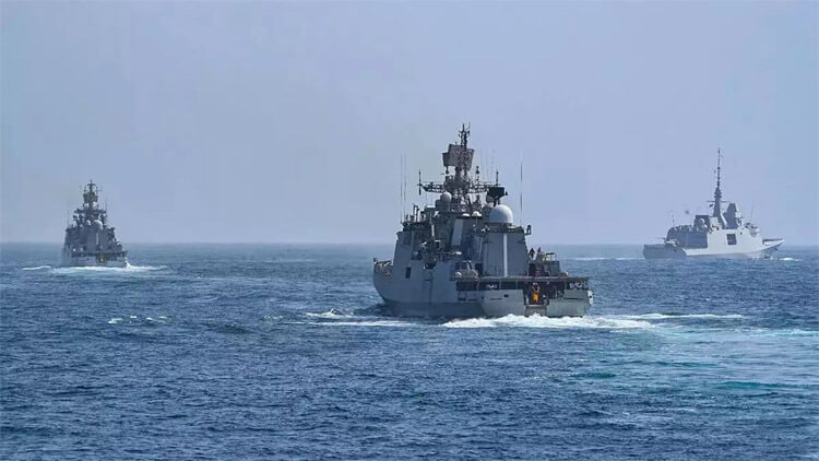 Indian Navy's Daring Rescue: 21 Crew Saved as Houthi Targets Ship in Gulf of Aden | WATCH 15 Indian Navy