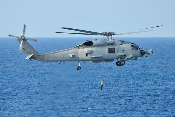Indian Navy Boosts Anti-Submarine Warfare with MH-60R Helicopter Induction 15 Anti-Submarine MH-60R