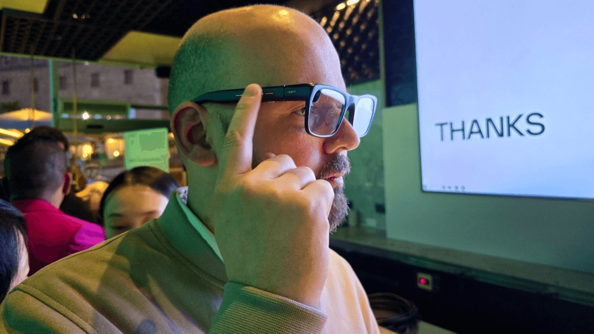 MWC 2024 Day 2 Highlights: Oppo's AI Smart Glasses and Samsung's Rollable Phone Revealed 14 oppo Air Glass 3