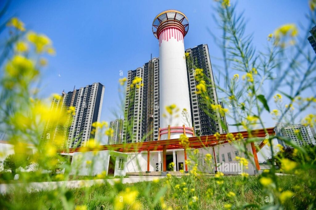 Surat to Get a Smog Tower On 2024 : A Breath of Fresh Air in the Battle Against Pollution 3 air_proifier-transformed