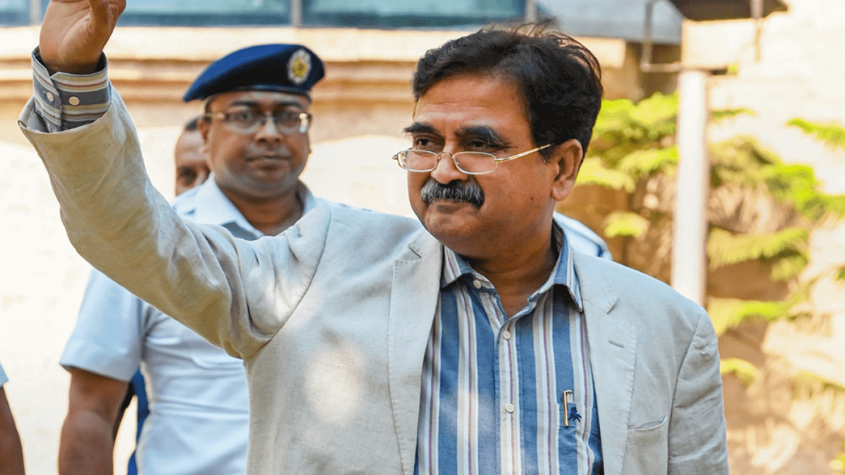 Calcutta High Court Judge Gangopadhyay Resigns, Plans BJP Entry 14 Calcutta High Court Judge Abhijit Gangopadhyay Resigns, Plans BJP Entry