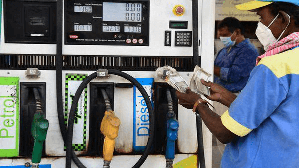 Government Cuts Petrol and Diesel Prices by Rs 2/Litre Before Lok Sabha Polls 14 Petrol and Diesel