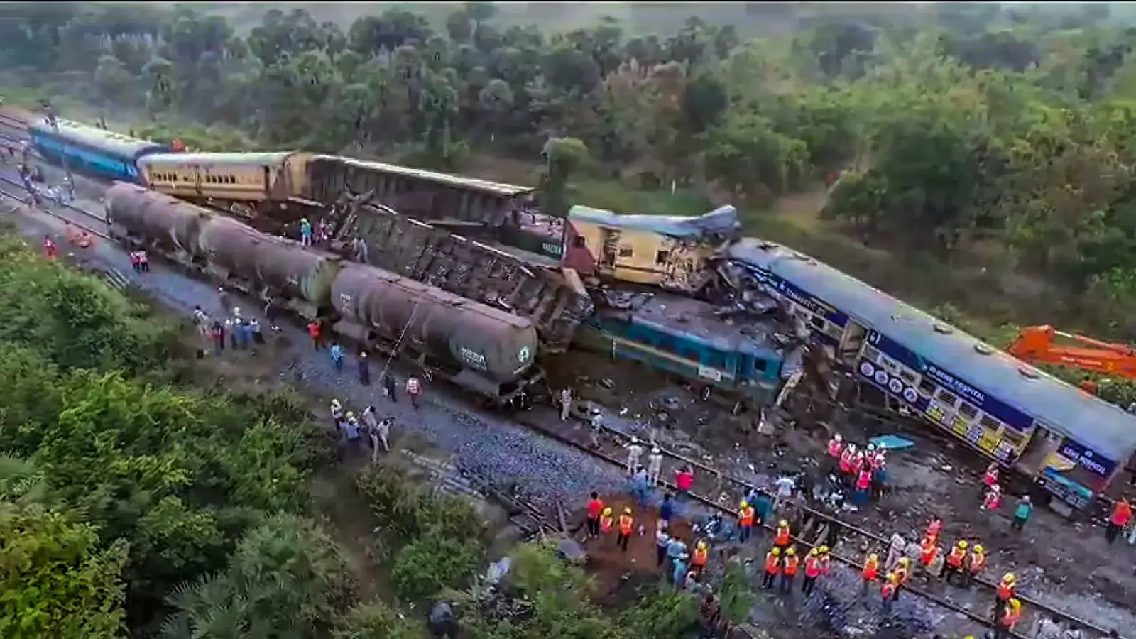 Railway Minister Blames Train Collision on Driver Watching Cricket on Phone 14 Railway Minister Blames Train Collisio