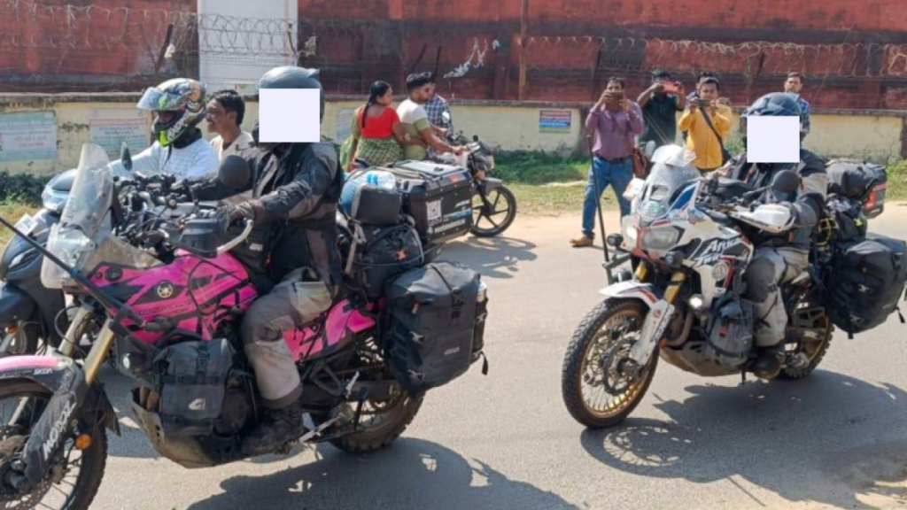 Jharkhand: Spanish Tourist Raped by 7 Men During Bike Tour, 4 Arrested 3 Spanish Tourist Raped by 7 Men