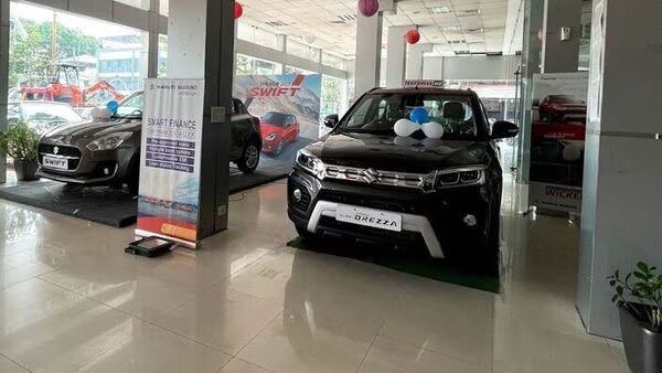 GMP : Analyzing the Popular Vehicles IPO: Experts Predict Subdued Debut Amidst Signals 2024 15 GMP : Analyzing the Popular Vehicles IPO