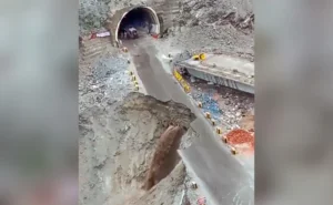 Landslides Keep Srinagar-Jammu Highway Closed for 2nd Consecutive Day 27 Srinagar-Jammu Highway Closed