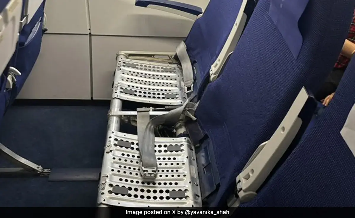 IndiGo Passenger Finds Seat Cushion Missing Mid-Flight (6E 6465) 14 IndiGo Passenger Finds Seat Cushion Missing Mid-Flight!