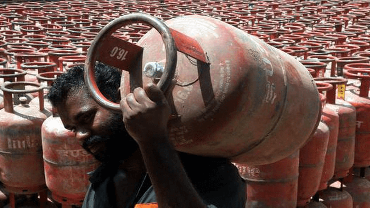 PM Modi Announces Reduced LPG Cylinder Price for International Women's Day 14 PM Modi Announces Reduced LPG Cylinder Price for International Women's Day
