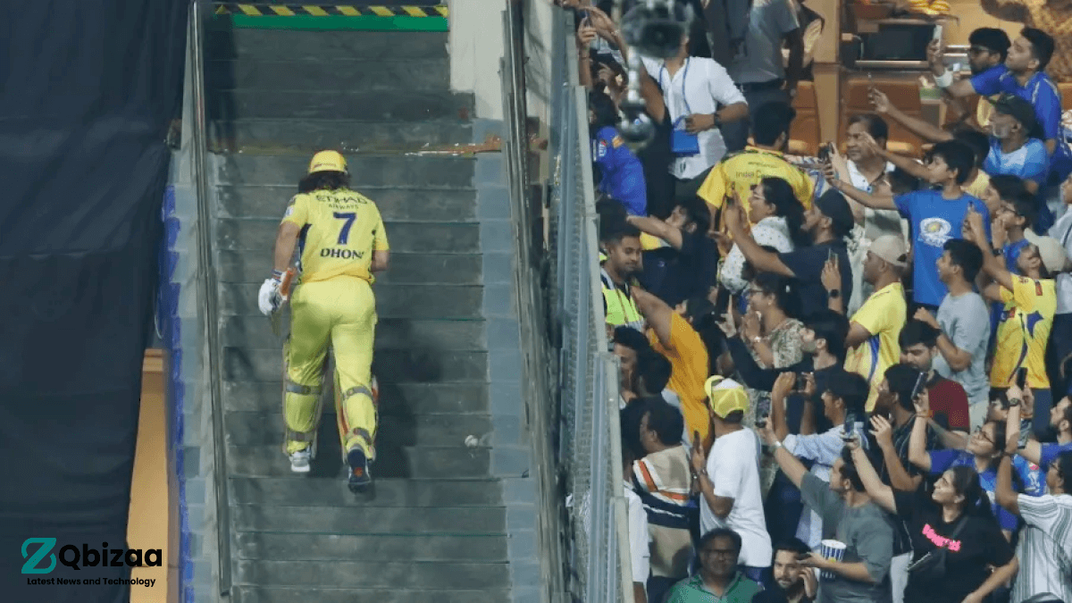 MS Dhoni's Heartwarming Gesture : A Tale of Sportsmanship and Support in IPL 2024 14 MS Dhoni's Heartwarming Gesture in ipl2024