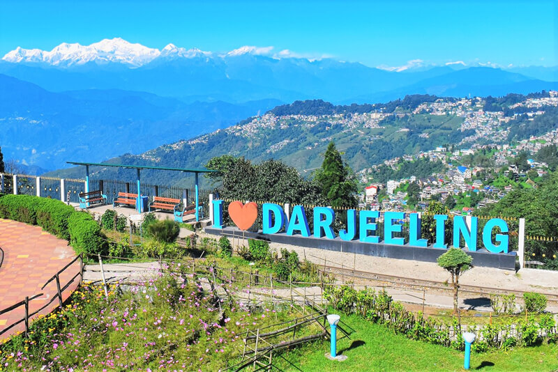 For Summer Vacation : 5 Must-Visit Places in India Escape the Heat Report 2024 19 Darjeeling, West Bengal