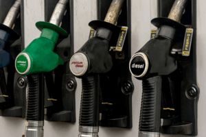 Petrol vs Diesel vs Hybrid vs Electric : Which Engine is best 2025-26